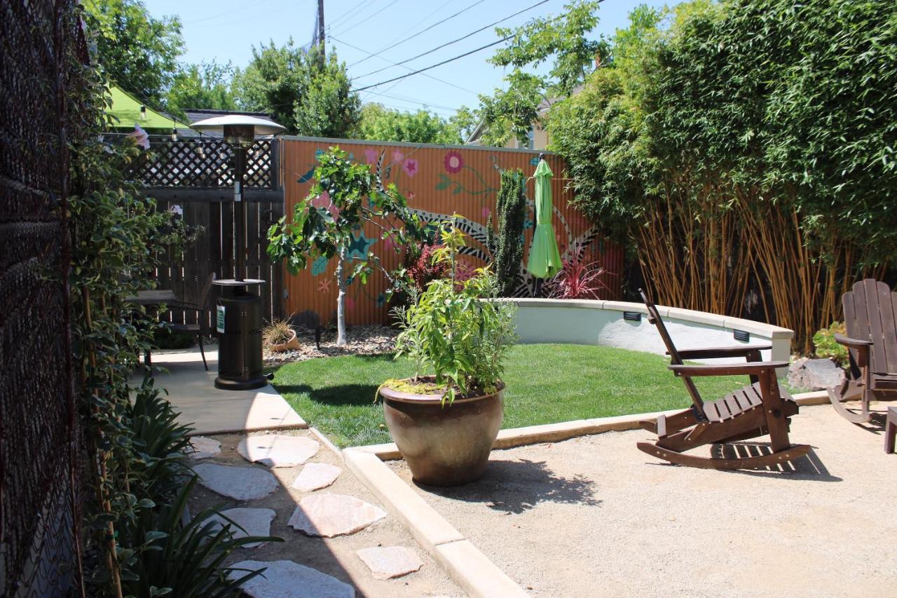 Garden Oasis In East *